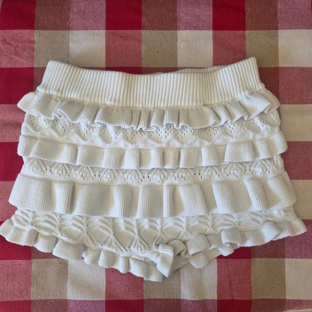 Edikted White Pointelle Knit Ruffle Shorts XS/S Coquette Balletcore Tiered Frill